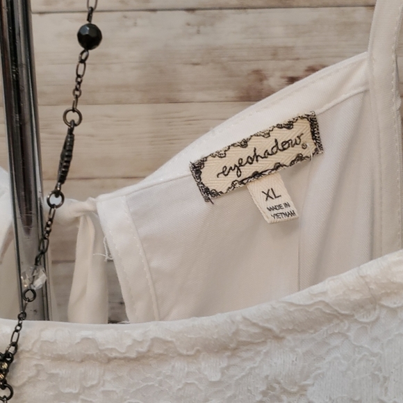 Brand new 2 layer dressy sheer & lace tank - Picture 3 of 5